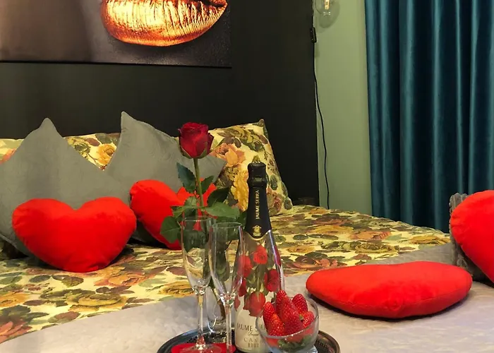 Happy House Апартаменты *